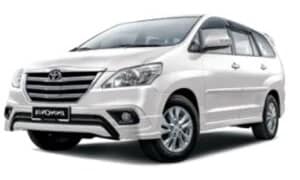 Sewa mobil Innova