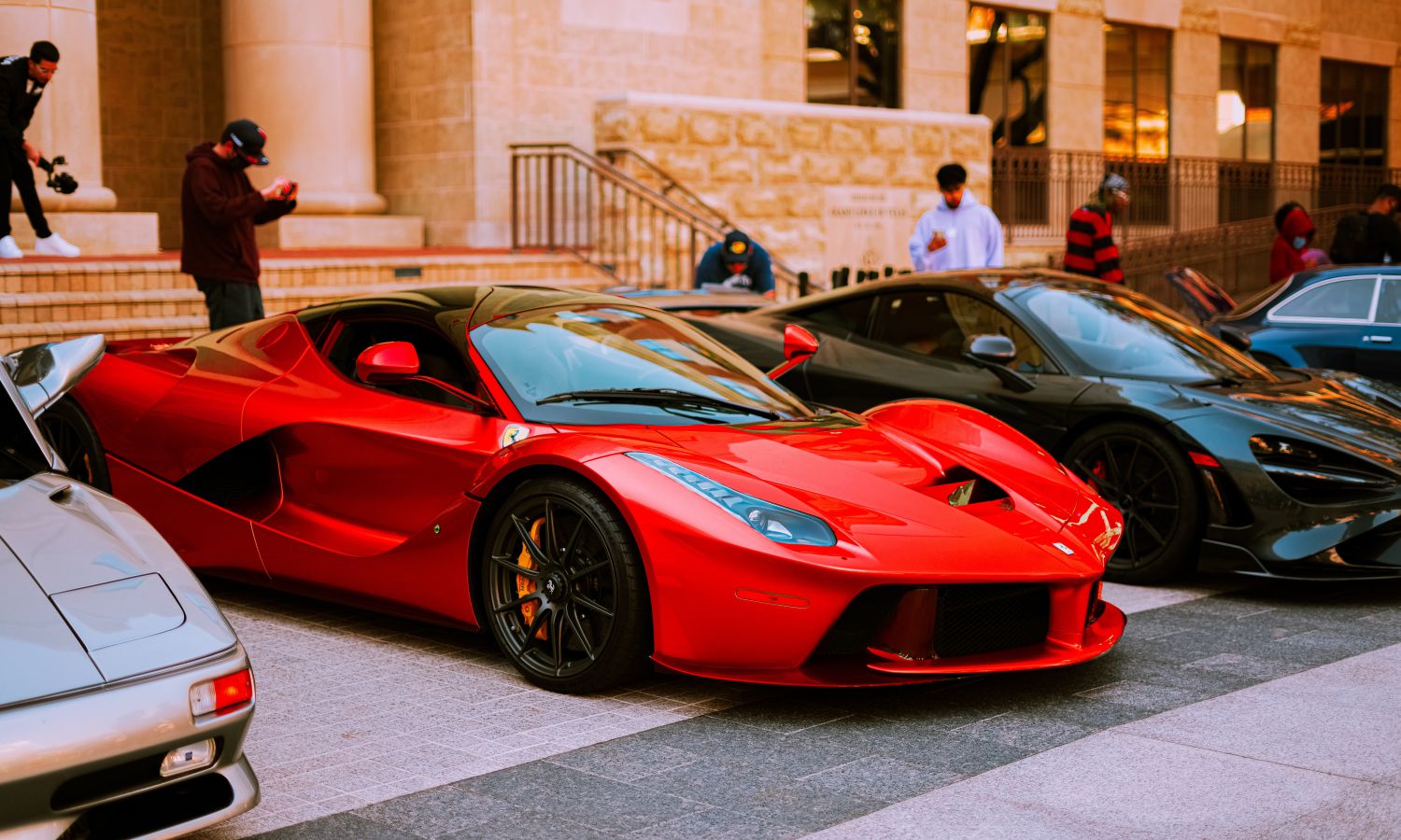 Luxury car rental Bali