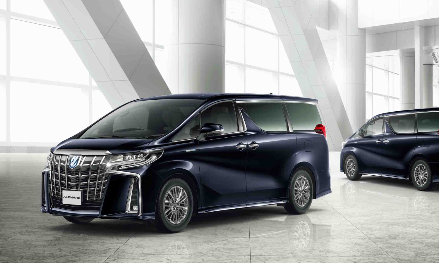 sewa Alphard di bali lepas kunci