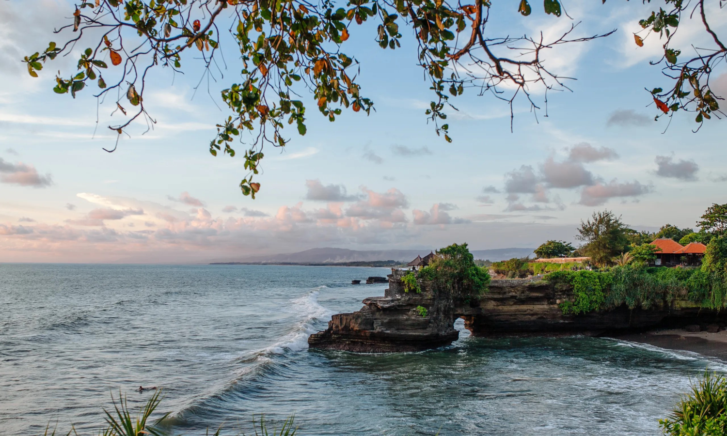 Pantai Batu Bolong