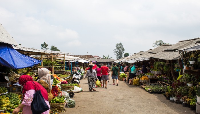 Pasar Candi Kuning