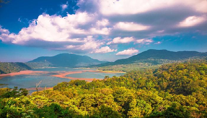 Danau Buyan
