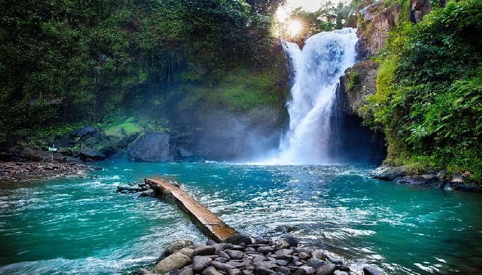 Peguyangan Waterfall