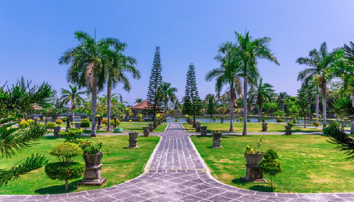 Taman Ujung Bali