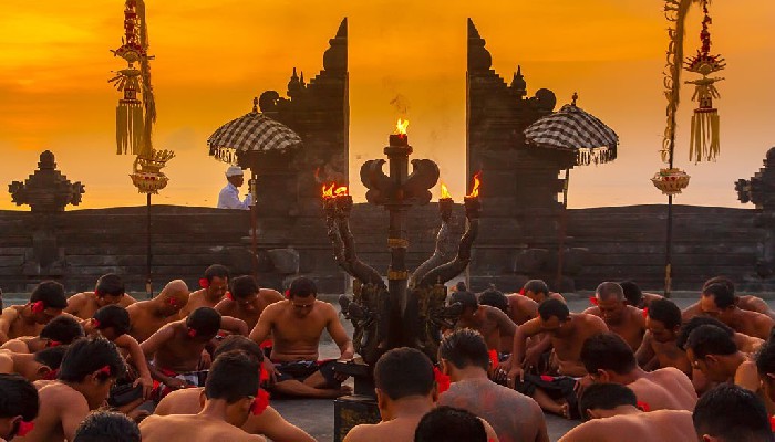 Jadwal Tari Kecak di GWK