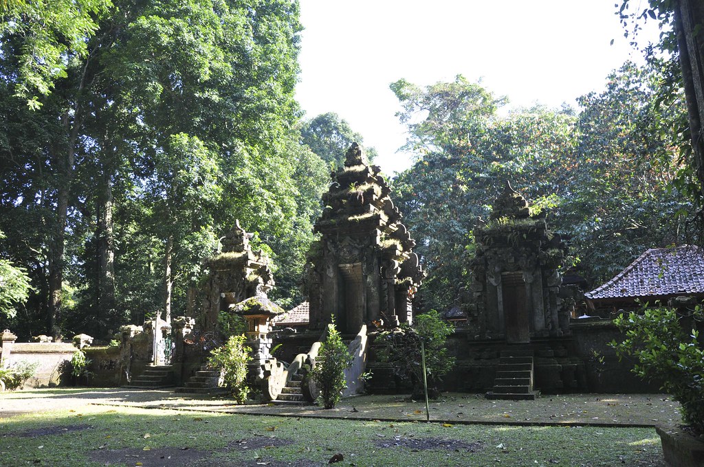 Pura Luhur Mekori