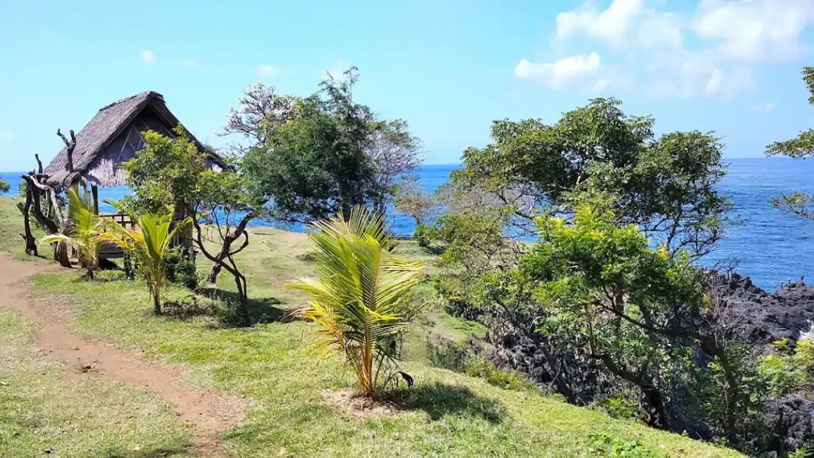 Bukit Asah Desa Bugbug