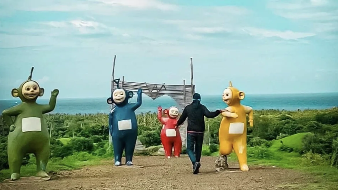 Bukit Teletubbies Kubutambahan