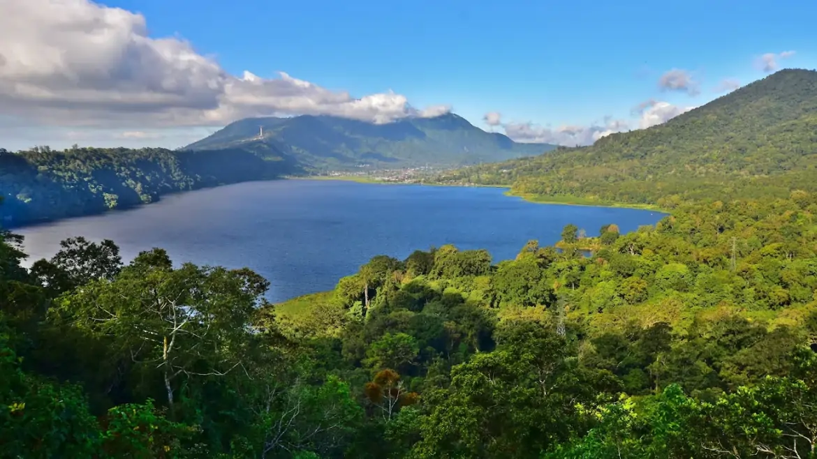 Bali Twin Lake Trekking Point