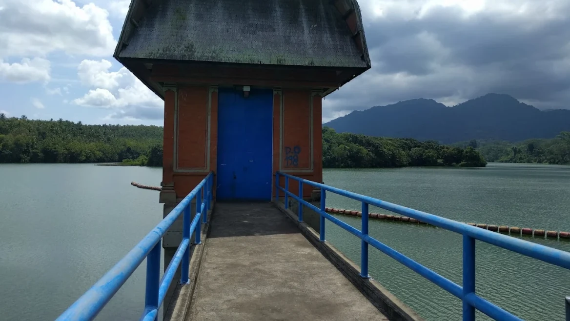 bendungan palasari
