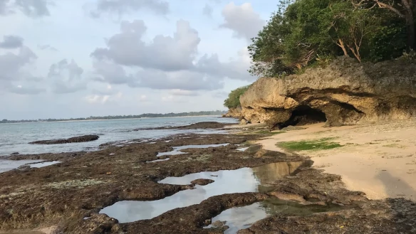 Pantai Sempaning