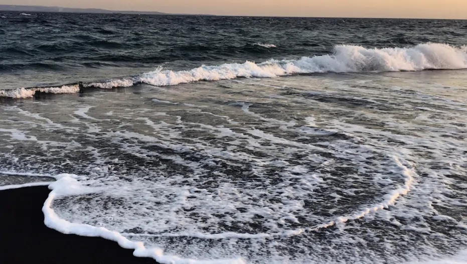 pantai karangnadi