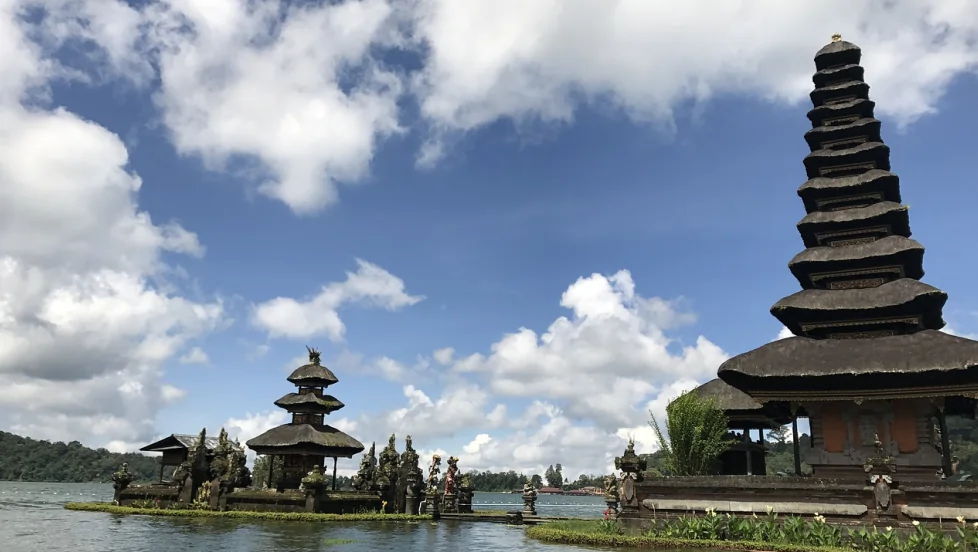 Pariwisata